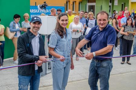 Predsednik Kolesarske zveze Pavel Marđonovič, direktorica STK Laško Tina Belej in župan Franc Zdolšek